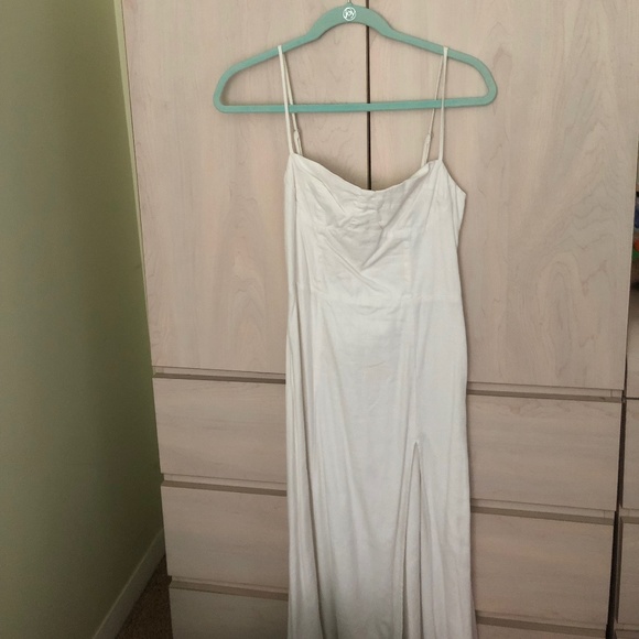 Weekend Sale! New Dynamite White Linen Dress w/ Smocked Backing & Zipper - Picture 1 of 3